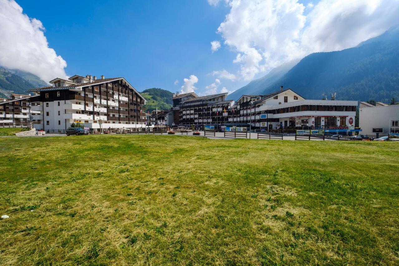 Th La Thuile - Planibel Residence Buitenkant foto